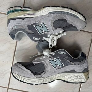 New Balance 2002R Protection Pack Rain Cloud size 9.5